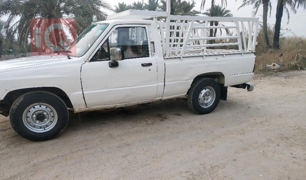 تويوتا هايلوكس